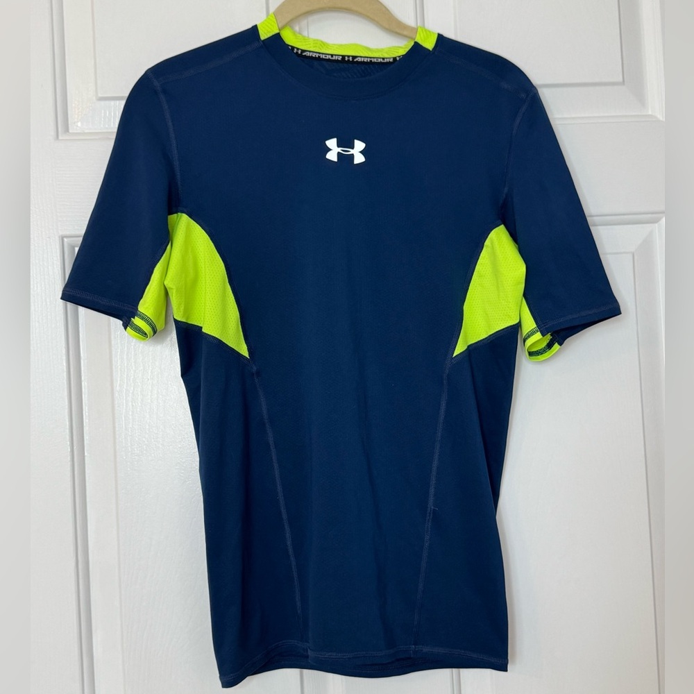 Under Armour navy/neon yellow compression short sleeve tee size M